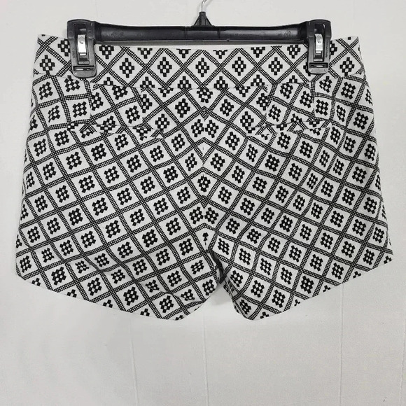 J. Crew Stretch Geometric Printed Women's Shorts 2 - Picture 2 of 9